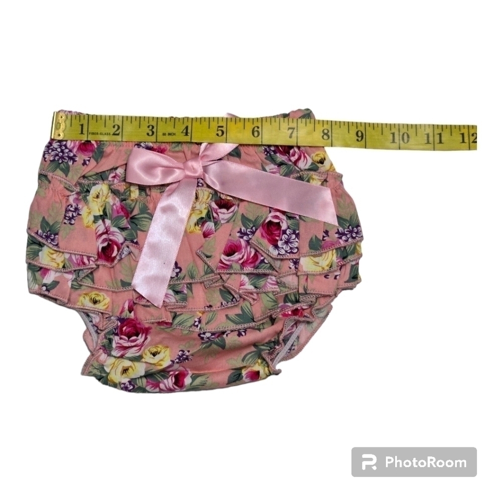 I'm My Daddy's Girl And My Mommy's World Baby Clothes Sets - Picture 5 of 6